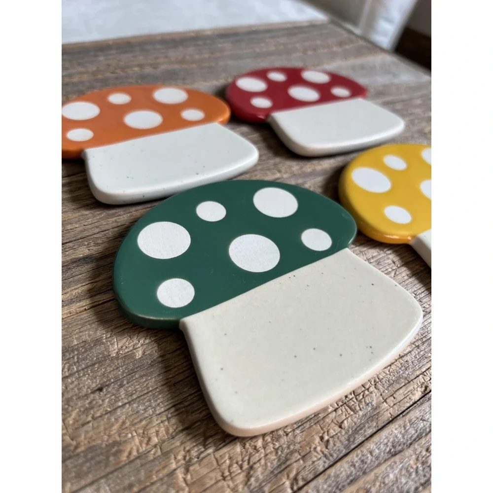 Mushroom‎ Ceramic Drink Coasters Set Of 4 Polka Dot Retro Mod Kitchen Decor